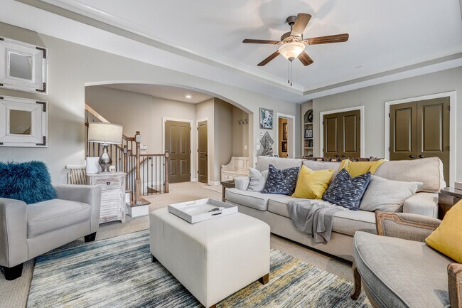 Building Photo - 2114 W Village Xing