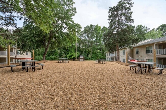 Building Photo - Park Ridge Estates