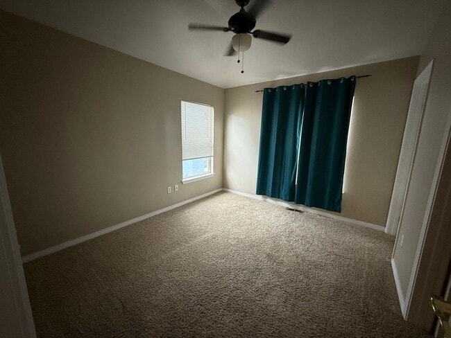 Building Photo - Dream Condo in the Heart of Denver