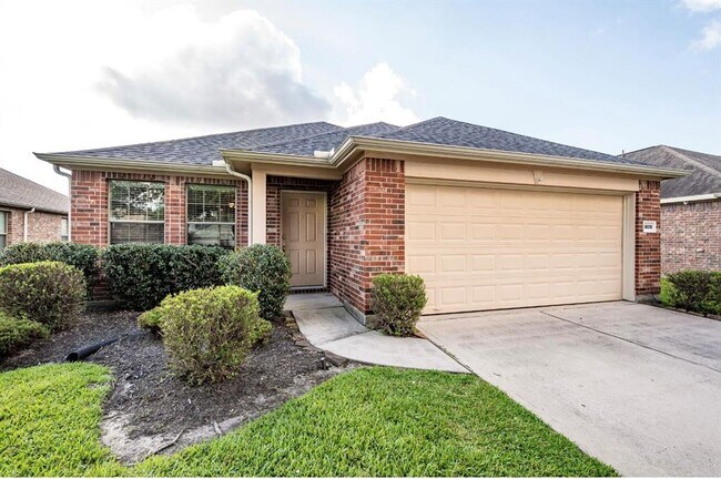 Building Photo - 4606 Pin Oak Creek Ln