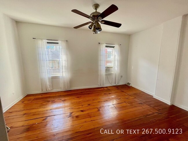 Building Photo - Renovated 2bd apt in Northern Liberties. D...