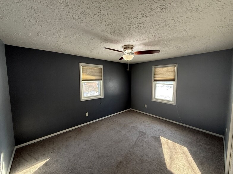 Building Photo - 7215 Shady Ln