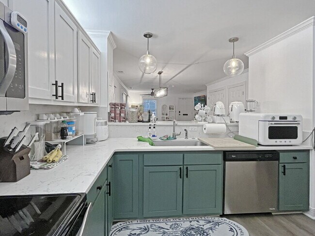 Building Photo - 429 Montgomery St