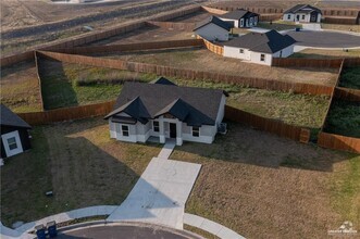 Building Photo - 1503 Unity Dr