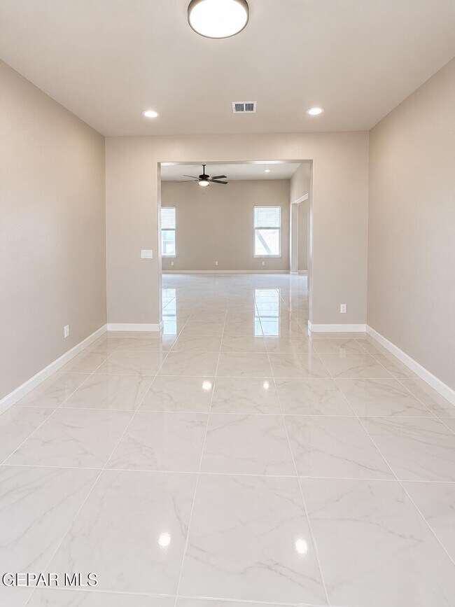 Building Photo - 12633 Middlesbrough Ave