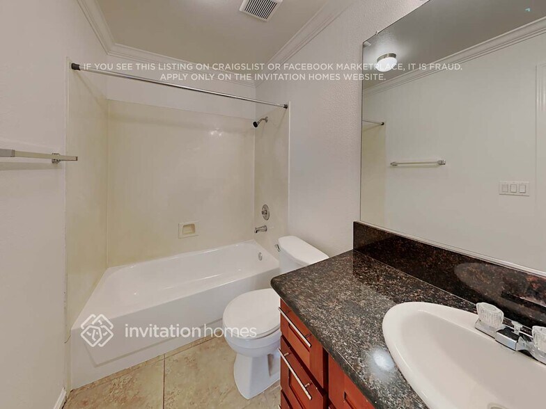 Building Photo - 3042 Pepperridge Dr