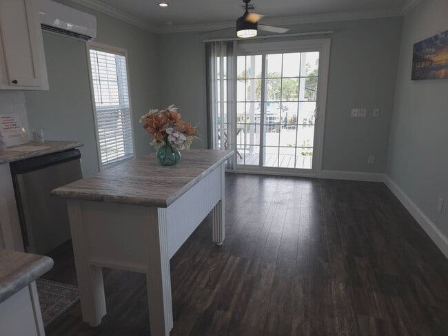 Building Photo - 200 S Banana River Dr