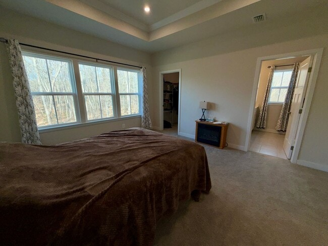 Building Photo - Welcome to the Village at Pine View!