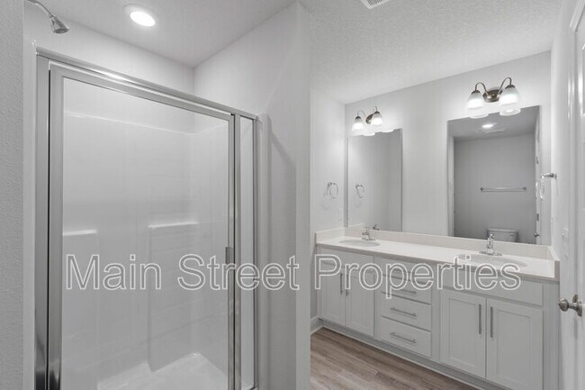 Building Photo - 7104 Cedar Grv Wy