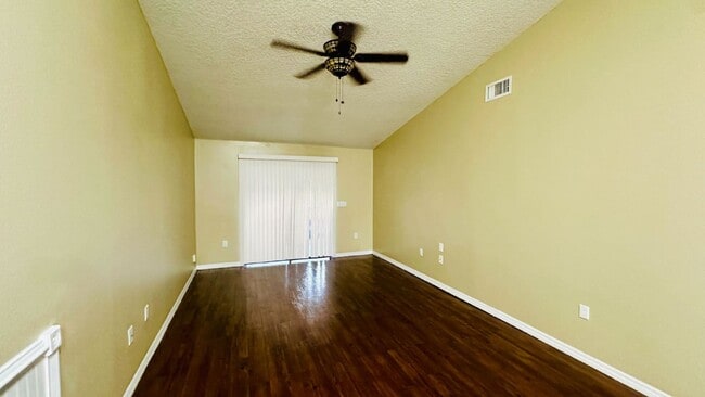 Building Photo - 11755 Cuxham Dr