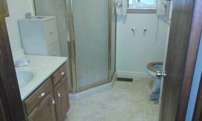 Building Photo - Cumberland Gap 37724 - 3 bedroom home convenient to LMU - Contact Brad Croisdale (865) 805-9964