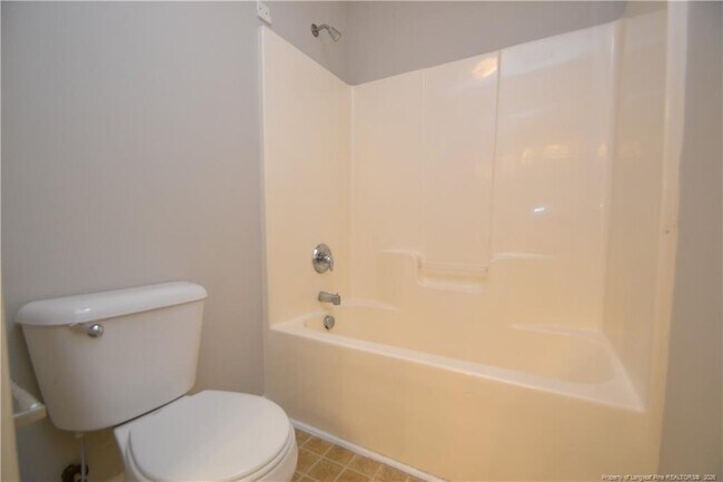 Building Photo - 7830 Clover Creek Ct