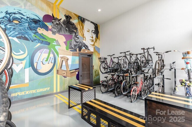 Building Photo - 101 W Morehead St