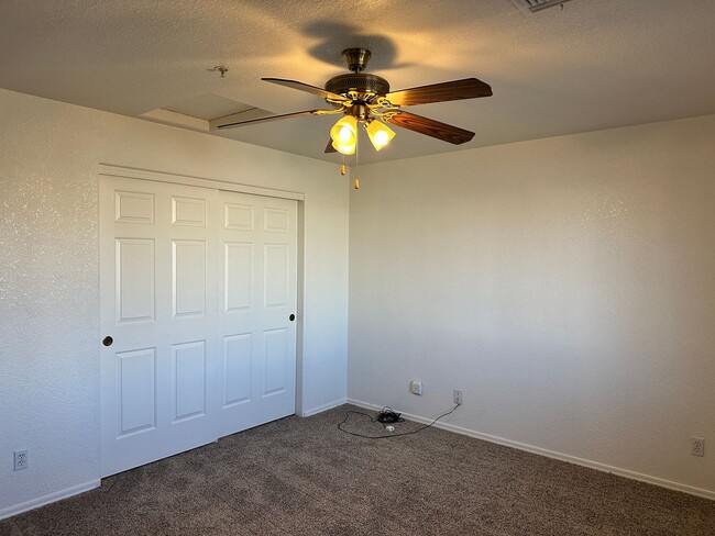 Building Photo - 111 Cypress Dr