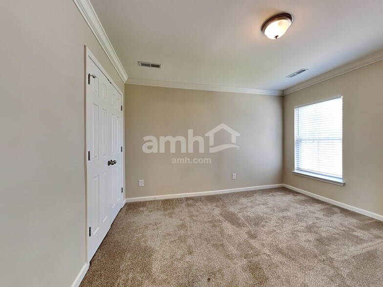 Building Photo - 232 Cameron St