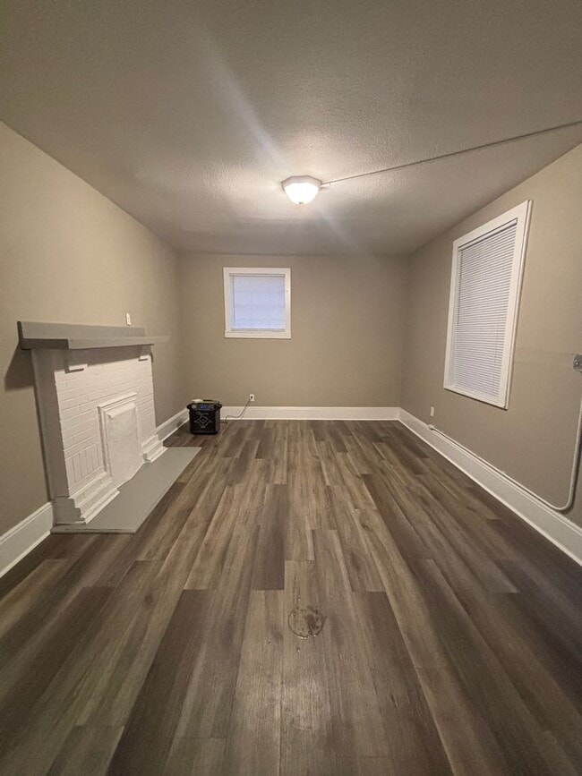 Building Photo - Three Bedroom Home in Chattanooga TN