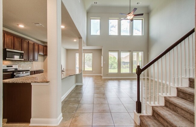 Building Photo - 16114 Devils River Ct