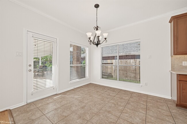 Building Photo - 24919 Spring Aspen Ct