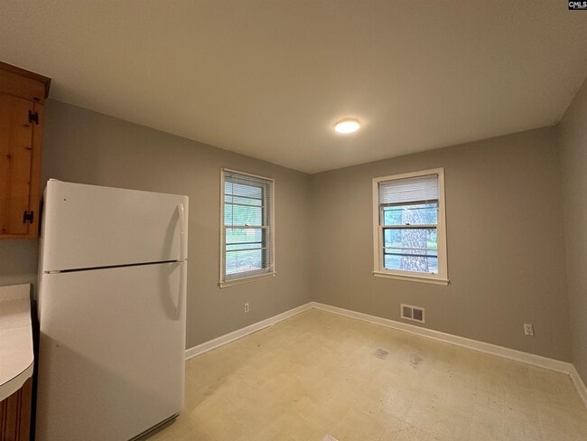 Building Photo - 1707 Northland Dr