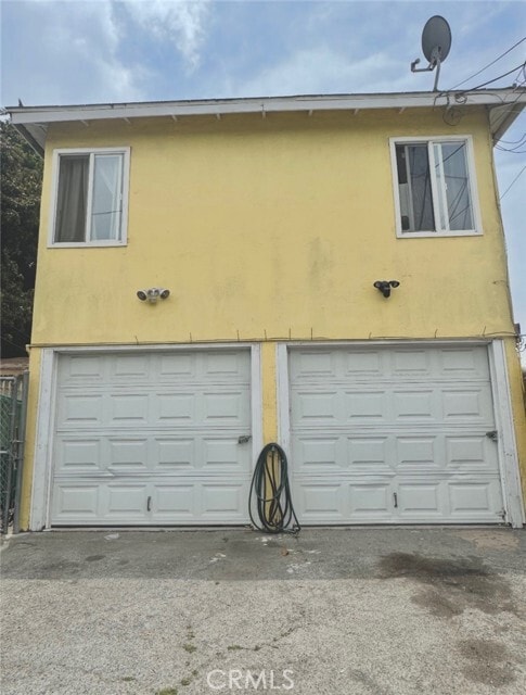 Building Photo - 1627 W Parade St