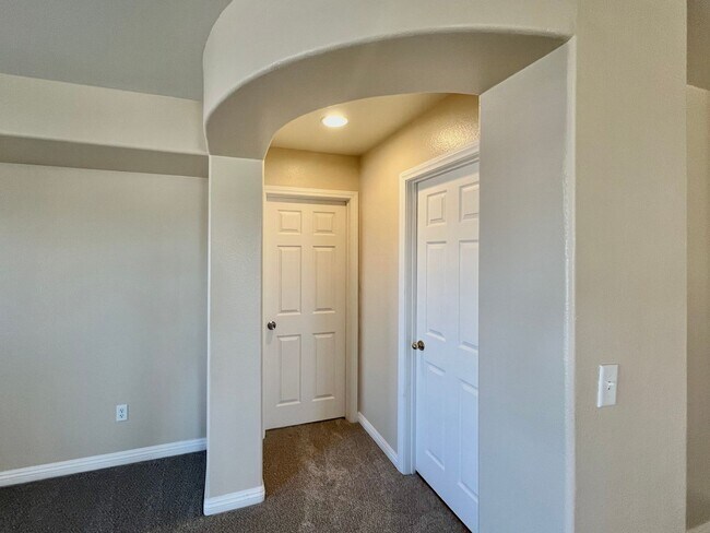 Building Photo - **COMING SOON**Spacious 4-Bedroom Home with Oversized Loft & Expansive Backyard