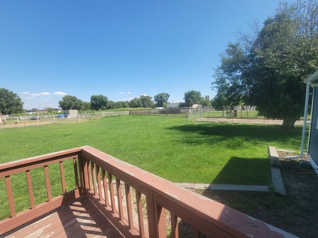 Building Photo - Horse Property with land in Finley/Kennewick