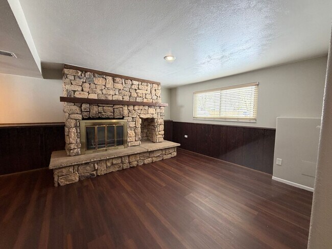 Building Photo - 4-Bed Home Near Clement Park with Entertainer’s Basement & Outdoor Oasis