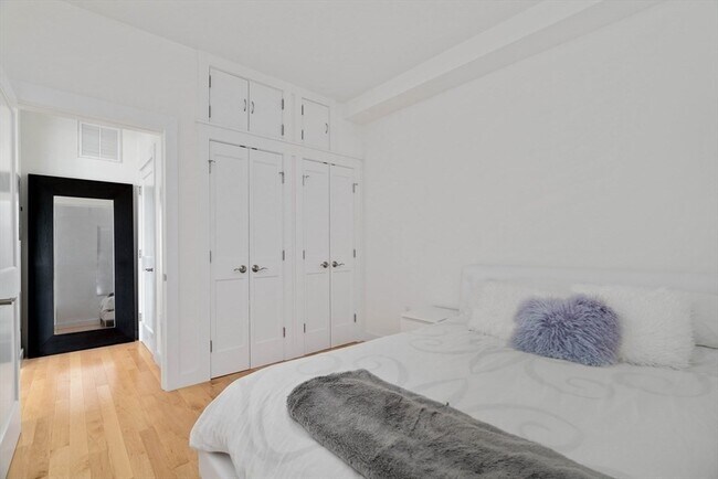 Building Photo - 70 Prospect St