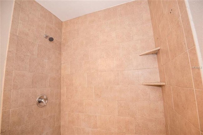 Building Photo - 5516 Sedgefield St