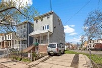 Building Photo - 56 Waverly St