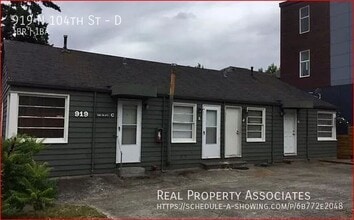 Building Photo - 919 N 104th St