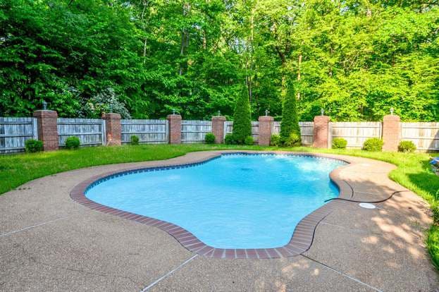 Building Photo - 3875 Saint Philip Dr