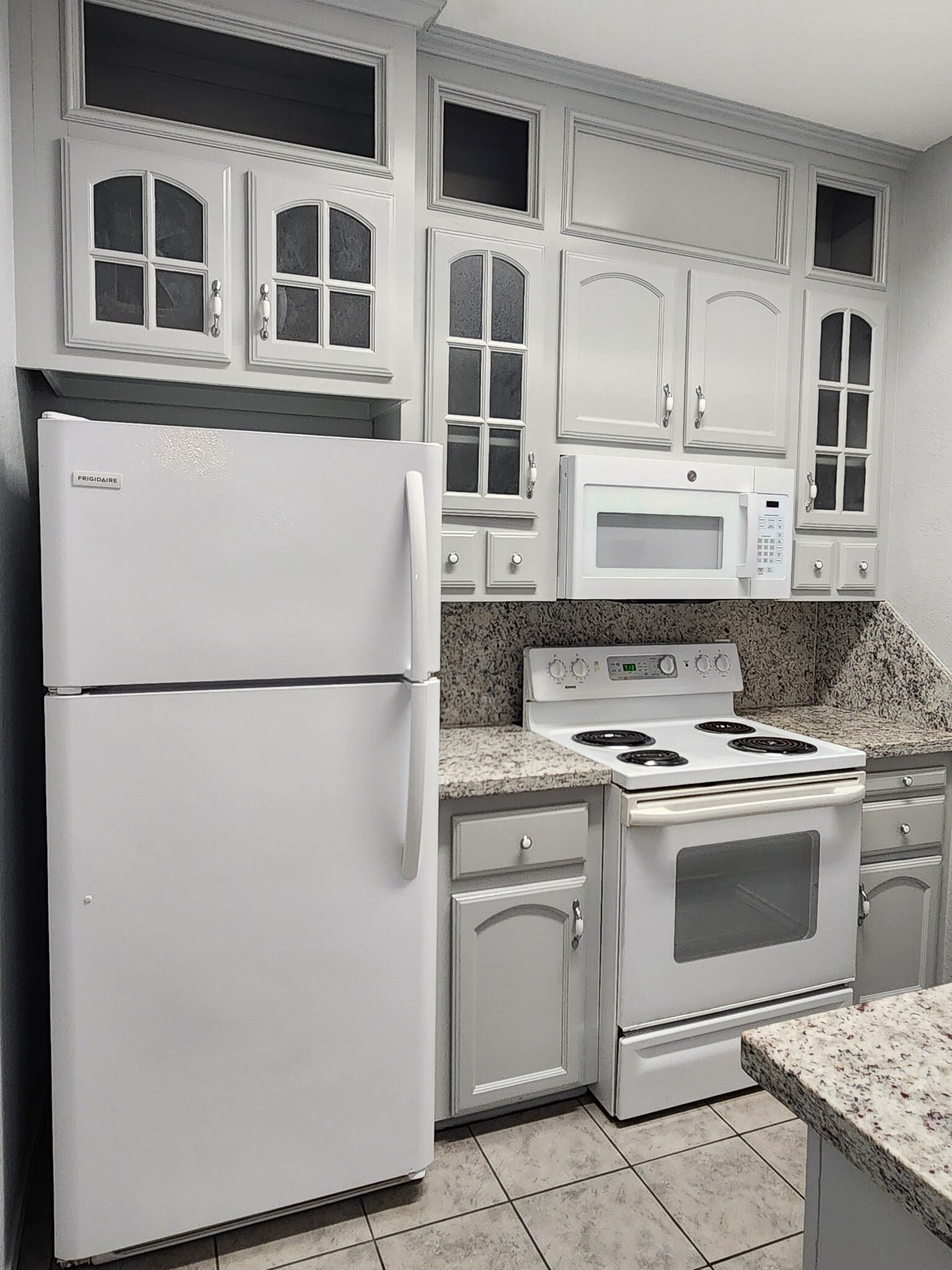Kitchen - 607 Buena Vista Dr