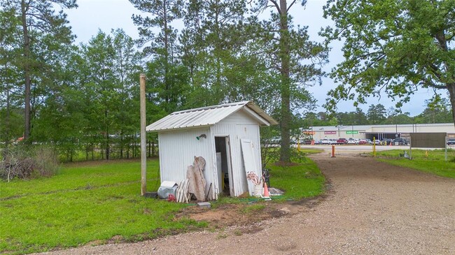 Building Photo - 13040 Hwy 105 E