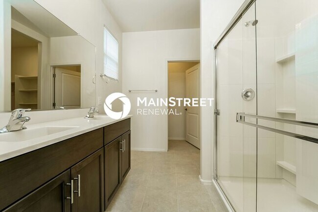 Building Photo - 3 Bedroom Pet-Friendly Home in Marana, AZ with Main Street Renewal