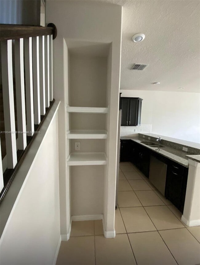 Building Photo - 2713 Giardino Loop