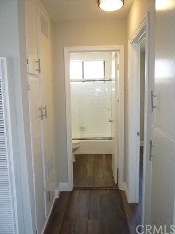 Building Photo - 15910 Harvard Blvd