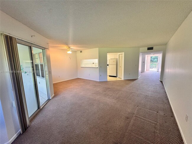 Building Photo - 13105 SW 16th Ct