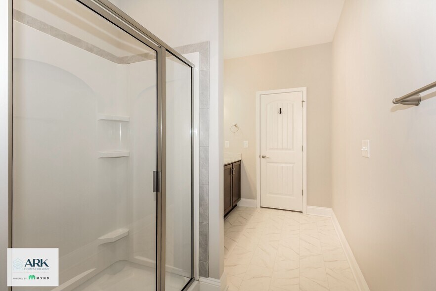 Building Photo - 3759 Summer Bay Trl