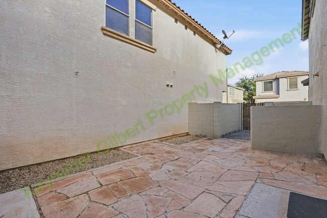 Building Photo - Beautiful 3-bed / 2.5 bath Home in Gilbert’s The Gardens Community