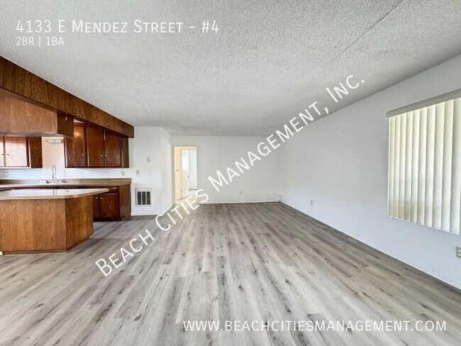 Building Photo - 4133 E Mendez St