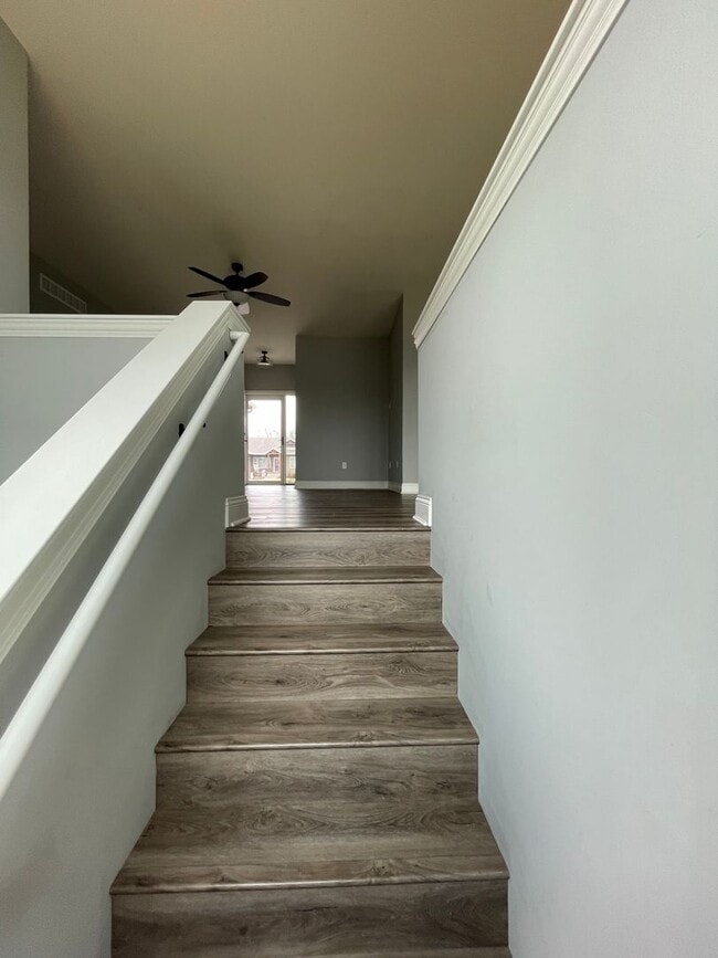 Building Photo - 3419 Laughlin St