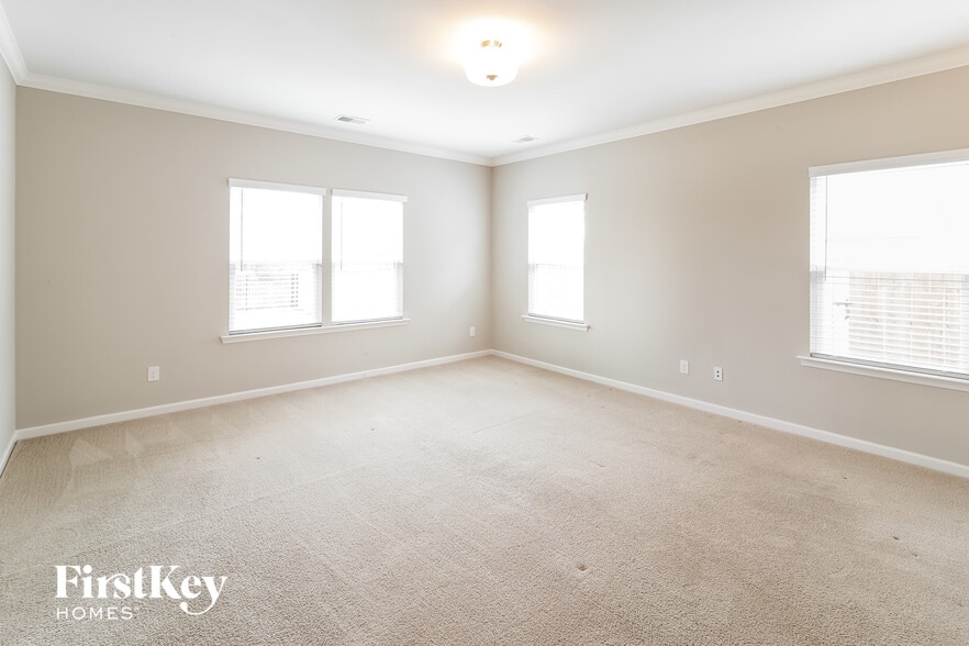 Building Photo - 331 Dunlin Dr