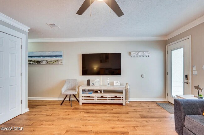 Building Photo - 17670 Front Beach Rd