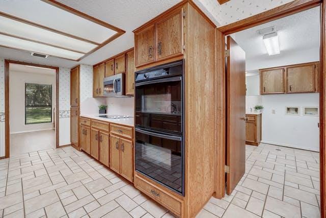 Building Photo - 100 Mesa Ridge