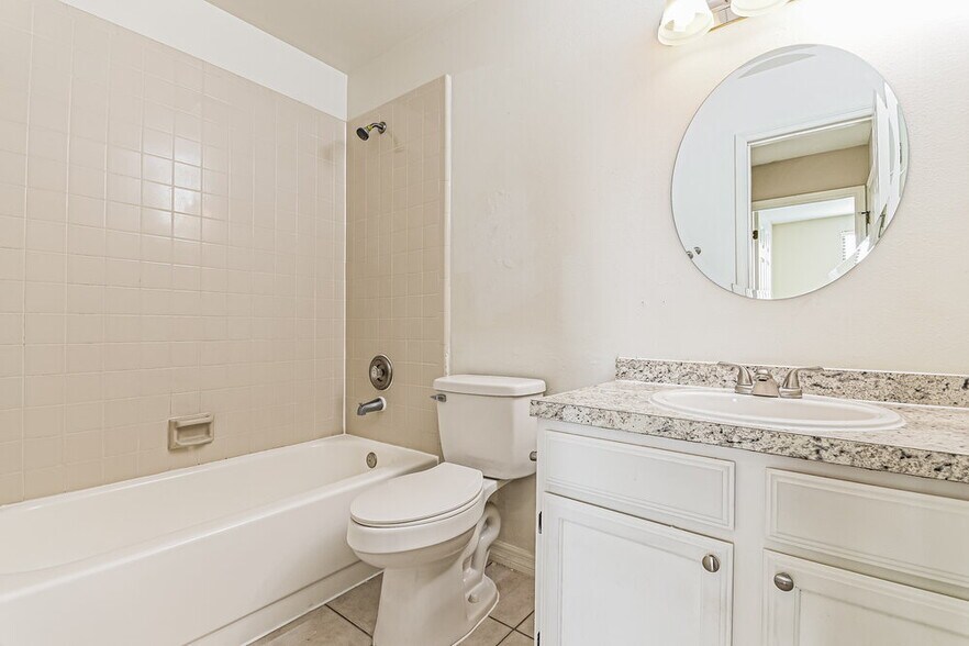 Building Photo - 2002 Kinder Ct