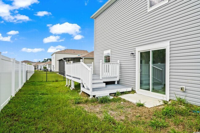 Building Photo - 336 Hidden Cove Dr