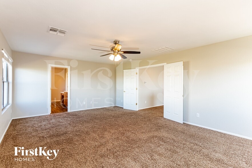 Building Photo - 12949 N Desert Olive Dr