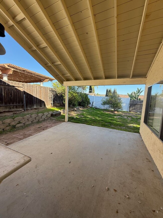 Building Photo - 3 Bedroom Home in Poway.