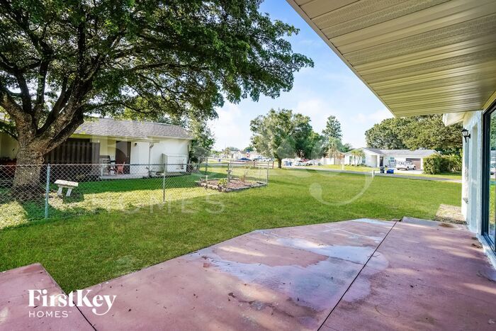 Building Photo - 1032 Ridgeway Dr